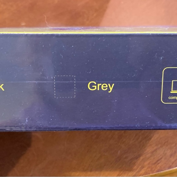 Brand New!!! Wearable Bluetooth Speaker EBS-908 - Picture 5 of 5